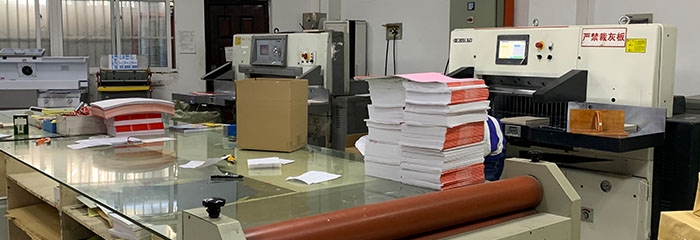 畫冊(cè)印刷廠：企業(yè)畫冊(cè)印刷與產(chǎn)品畫冊(cè)印刷有區(qū)別嗎？(圖1)